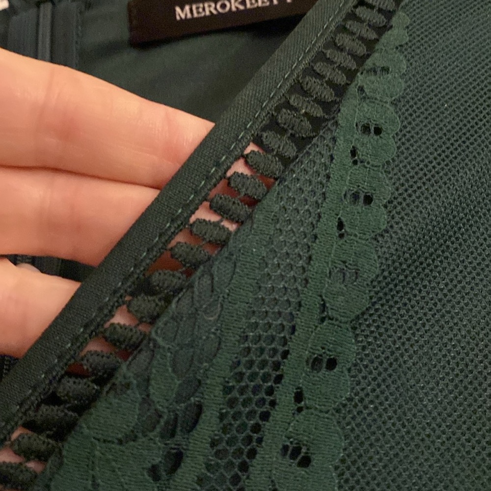 Dress - Hunter Green - Picture 10 of 11